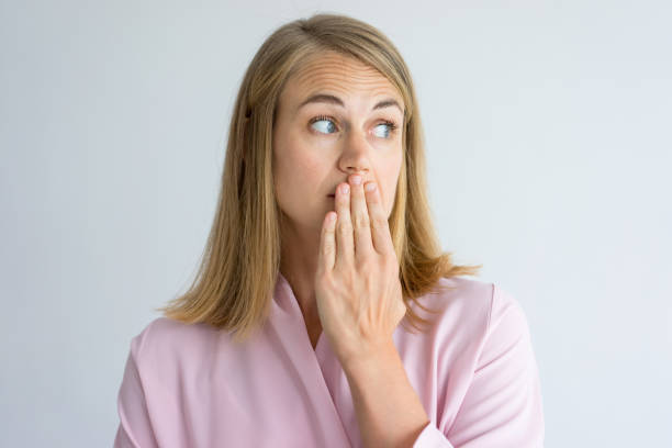 Bad breath: The symptoms, causes & treatment